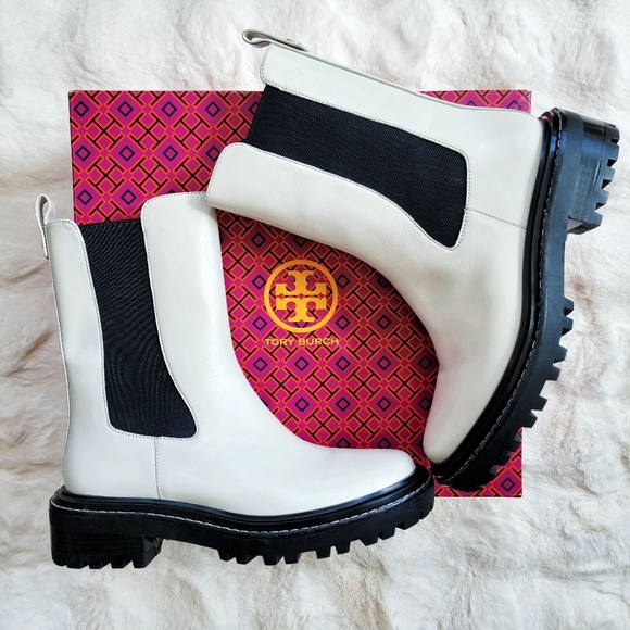 Tory Burch Shoes - 🕊️Tory Burch Ivory Leather Benton Boots size 8